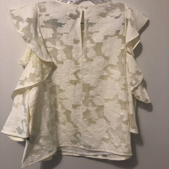 The Room womens cold shoulder top L - Picture 2 of 5